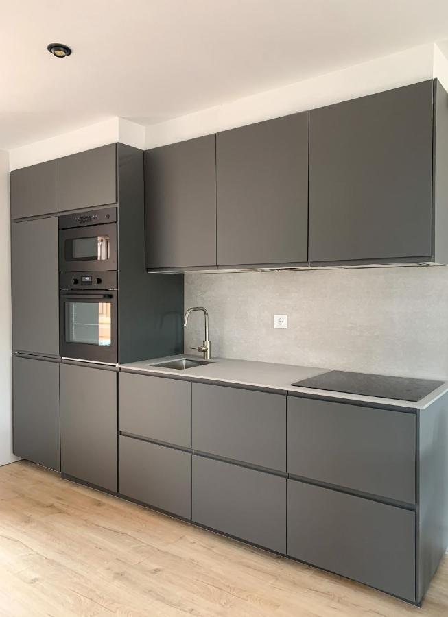 Acogedor Con Terraza Y Parking Publico En Appartement Comillas